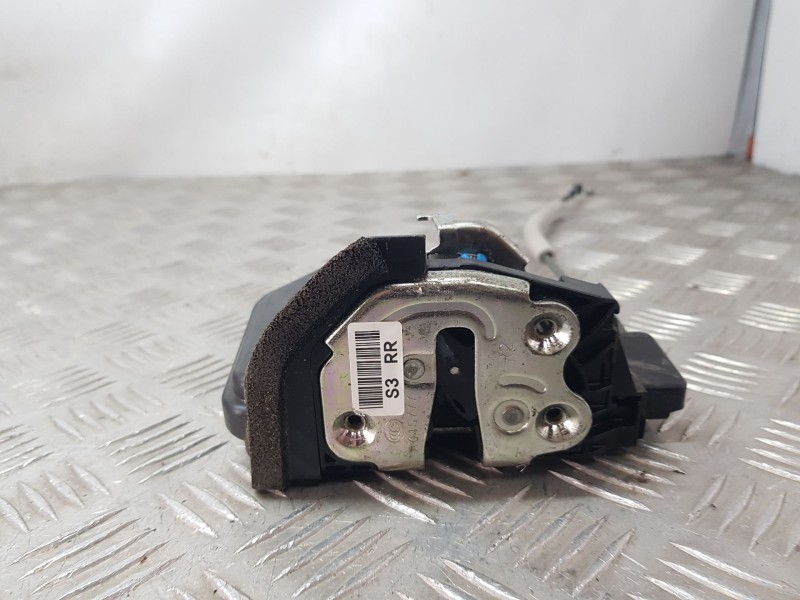 Recambio de cerradura puerta trasera derecha para kia rio iv (yb, sc, fb) 1.25 referencia OEM IAM 81420H8010  4 PINS