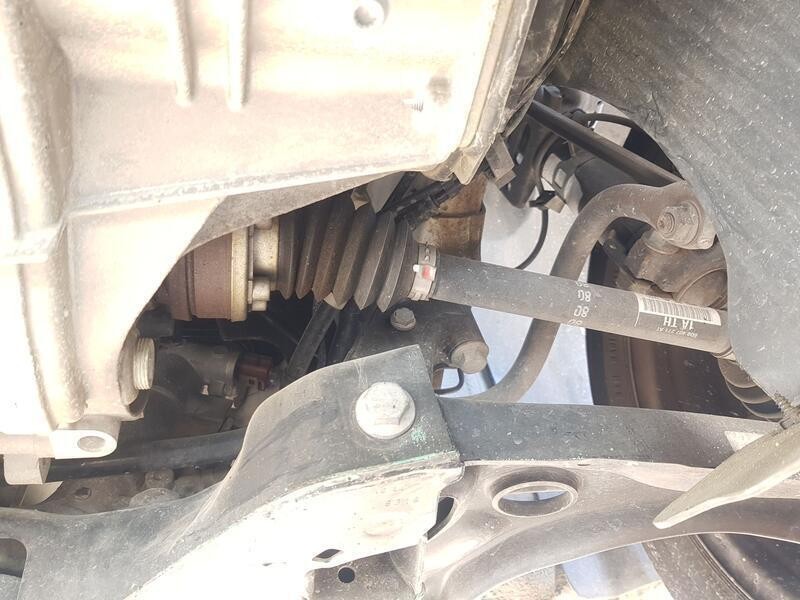 Recambio de transmision delantera izquierda para skoda fabia ii (542) 1.2 12v referencia OEM IAM 6Q0407271AT  