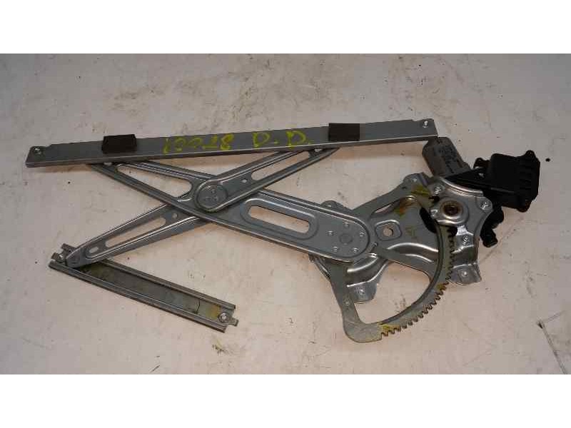 Recambio de elevalunas delantero derecho para toyota auris active referencia OEM IAM  10 PINS ELECTRICO