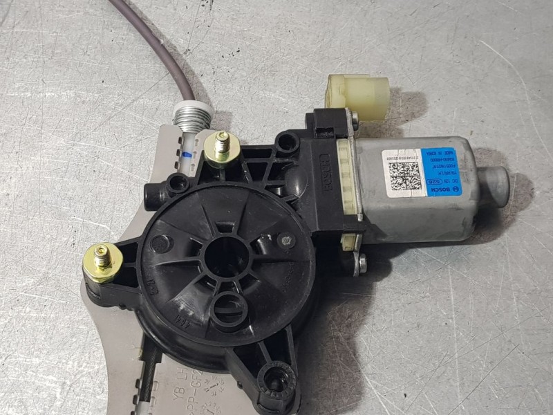 Recambio de elevalunas trasero izquierdo para kia stonic (ybcuv) 1.0 tgdi cat referencia OEM IAM 83450H8000 F00S1W2197 BOSCH ELE