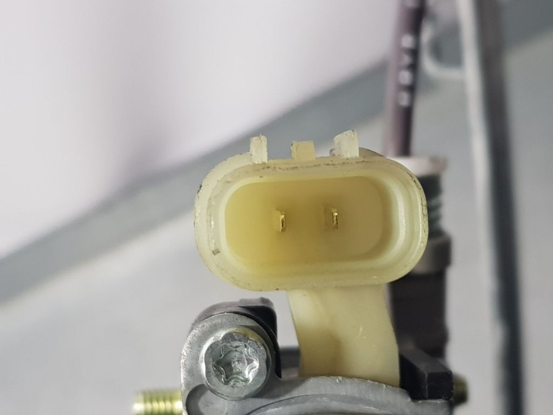 Recambio de elevalunas trasero izquierdo para kia stonic (ybcuv) 1.0 tgdi cat referencia OEM IAM 83450H8000 F00S1W2197 BOSCH ELE