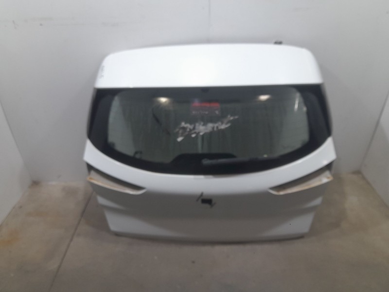 Recambio de porton trasero para renault captur ii evolution referencia OEM IAM 901003784R  