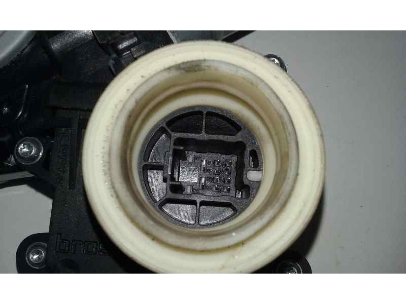 Recambio de elevalunas trasero derecho para toyota auris active referencia OEM IAM  10 PINS ELECTRICO