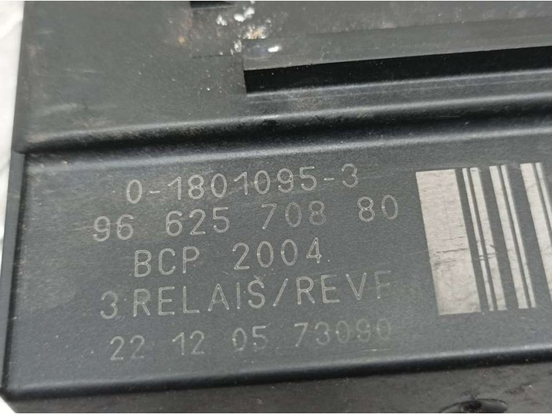 Recambio de caja precalentamiento para citroën berlingo feel m 5p referencia OEM IAM 9662570880 018010953 