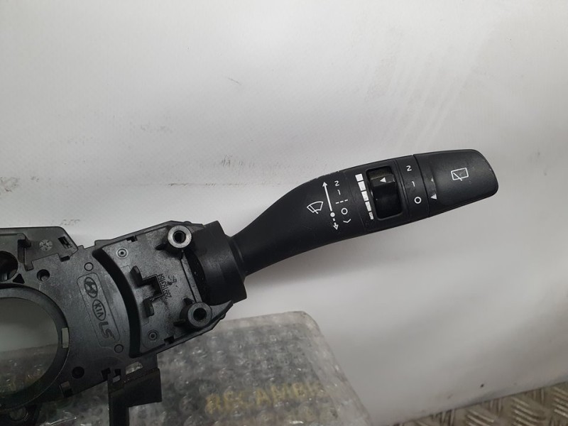 Recambio de mando luces y limpia para kia stonic (ybcuv) 1.0 tgdi cat referencia OEM IAM 93403D4952  