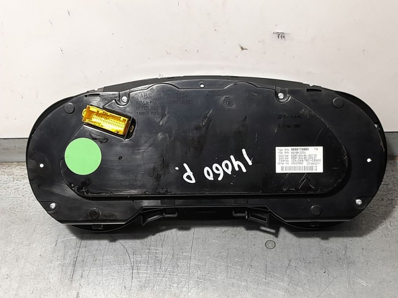 Recambio de cuadro instrumentos para peugeot 3008 confort referencia OEM IAM 9666174880 69189220U 
