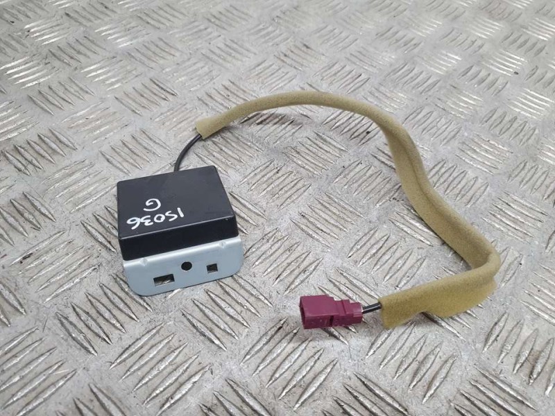 Recambio de modulo electronico para renault clio v zen referencia OEM IAM 282120588R 1912252107 ANTENA