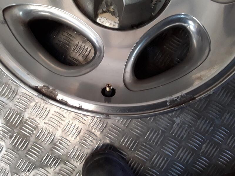 Recambio de juego llantas aluminio para ford usa explorer (u2, u_) 4.9 4wd referencia OEM IAM 7X16 5 TORN ET12 ALUMINIIO ROZADAS