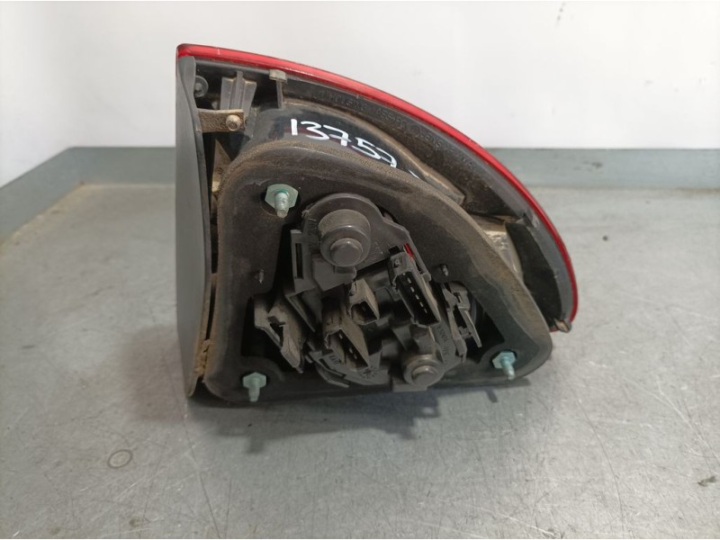 Recambio de piloto trasero izquierdo para seat leon (1m1) stella referencia OEM IAM 1M6945111  EXTERIOR