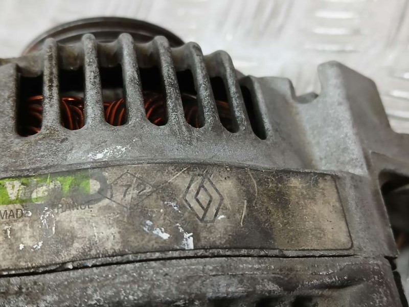 Recambio de alternador para renault clio ii fase ii (b/cb0) base authentique referencia OEM IAM 8200660045  VALEO