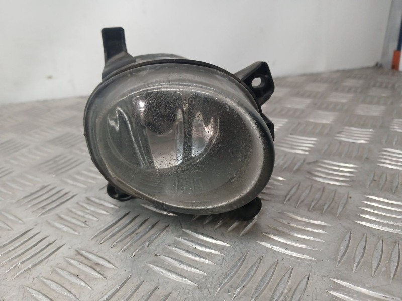 Recambio de faro antiniebla derecho para audi a5 (8t3) 2.7 tdi referencia OEM IAM 8T0941700 VALEO 89205622