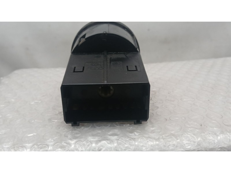 Recambio de mando luces para volkswagen transporter t5 autobús (7hb, 7hj, 7eb, 7ej) 2.5 tdi referencia OEM IAM 6Q0941531M  