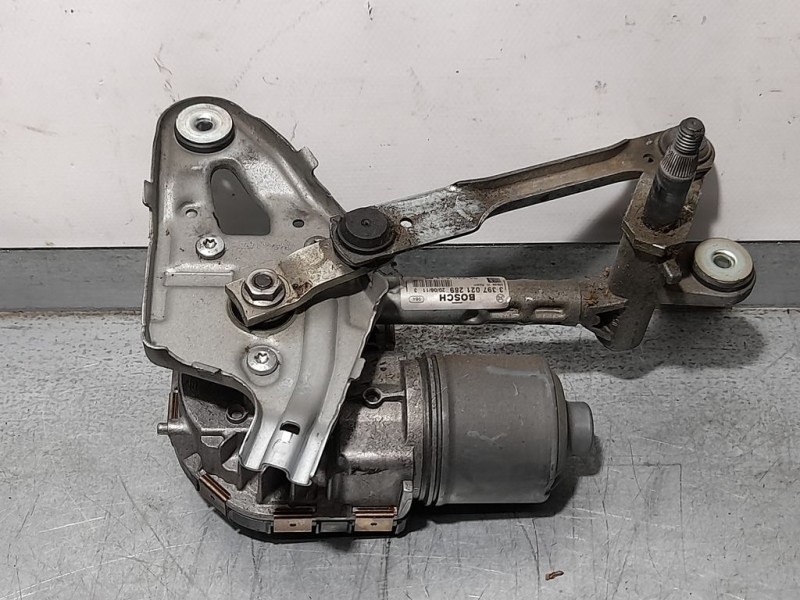 Recambio de motor limpia delantero para peugeot 3008 confort referencia OEM IAM 9671062380 3397021289 BOSCH DERECHO