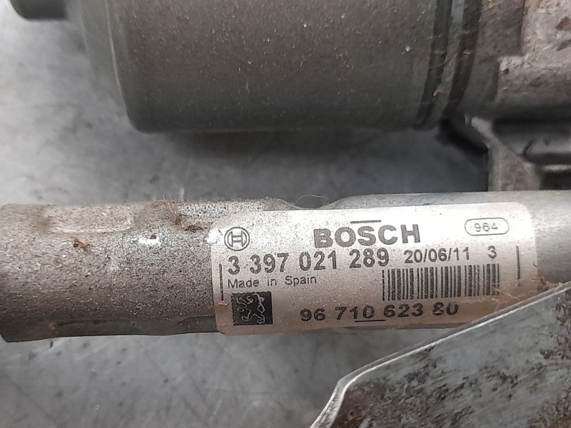 Recambio de motor limpia delantero para peugeot 3008 confort referencia OEM IAM 9671062380 3397021289 BOSCH DERECHO