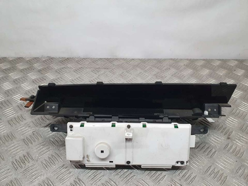 Recambio de cuadro instrumentos para toyota prius (nhw20) sol referencia OEM IAM 47130C 556690 