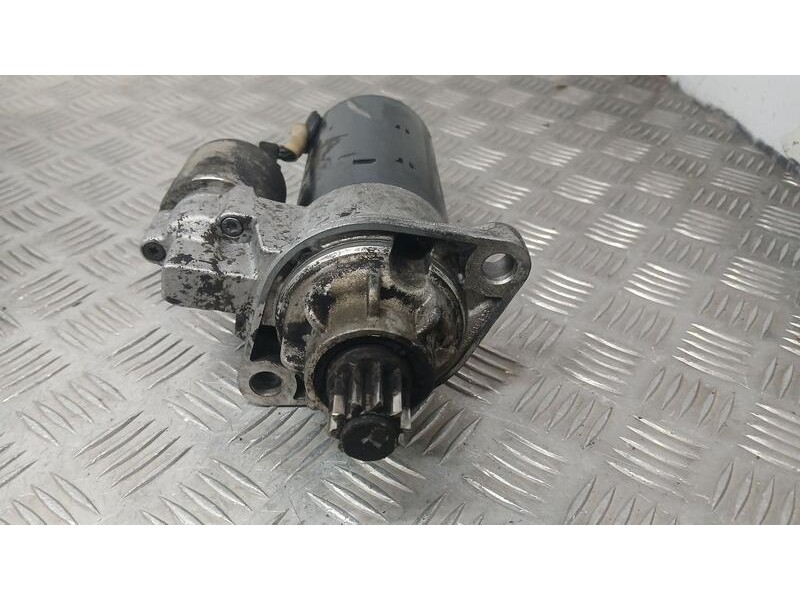 Recambio de motor arranque para volkswagen transporter t5 autobús (7hb, 7hj, 7eb, 7ej) 2.5 tdi referencia OEM IAM 02M911023Q BOS