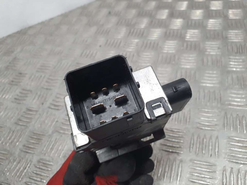 Recambio de caja precalentamiento para nissan qashqai (j11) acenta referencia OEM IAM 271203982R RCS3112 MAHLE