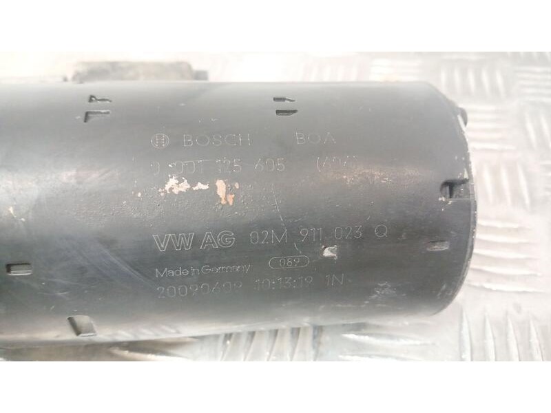 Recambio de motor arranque para volkswagen transporter t5 autobús (7hb, 7hj, 7eb, 7ej) 2.5 tdi referencia OEM IAM 02M911023Q BOS