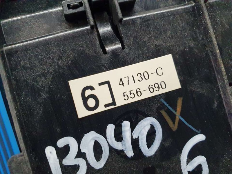 Recambio de cuadro instrumentos para toyota prius (nhw20) sol referencia OEM IAM 47130C 556690 