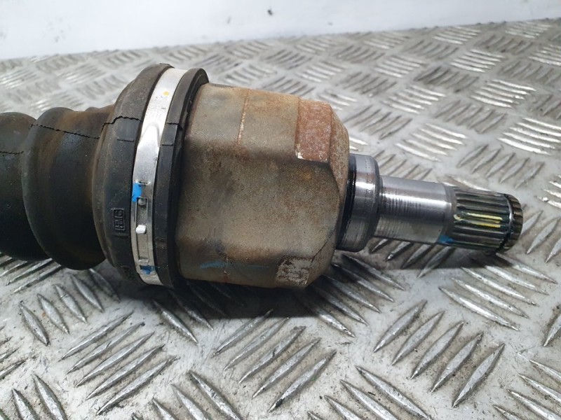 Recambio de transmision delantera izquierda para kia stonic (ybcuv) 1.0 tgdi cat referencia OEM IAM 49500H8250  