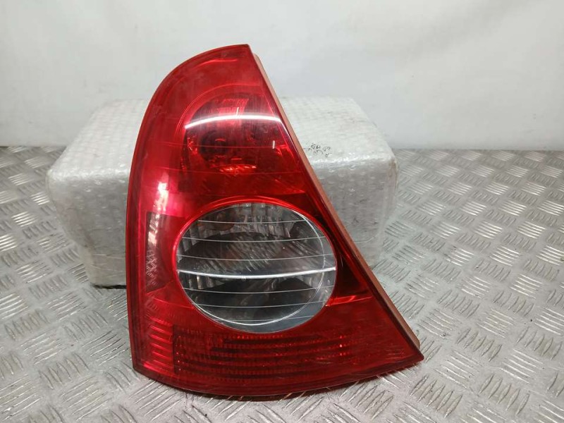 Recambio de piloto trasero izquierdo para renault clio ii fase ii (b/cb0) base authentique referencia OEM IAM 8200071413  