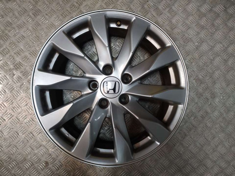 Recambio de llanta para honda cr-v (re) comfort referencia OEM IAM 7X18 5 TORN ET 50 ALUMINIO 