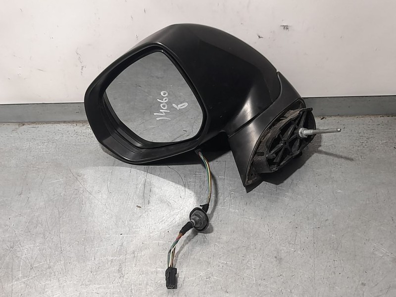 Recambio de retrovisor izquierdo para peugeot 3008 confort referencia OEM IAM 8153ZT  ELECTRICO 6 CABLES