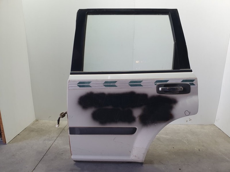 Recambio de puerta trasera izquierda para nissan x-trail (t30) comfort referencia OEM IAM   TOCADA