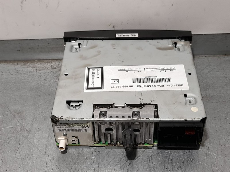 Recambio de sistema audio / radio cd para peugeot 3008 confort referencia OEM IAM 9666959577  