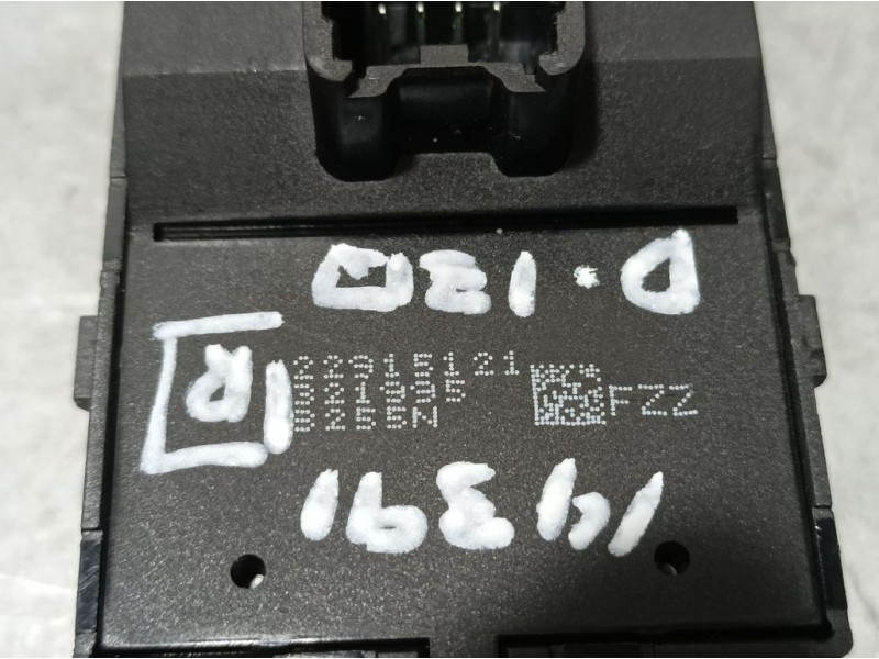 Recambio de mando elevalunas delantero izquierdo para opel mokka x innovation referencia OEM IAM 22915121  