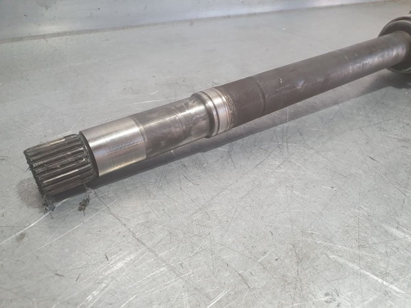 Recambio de transmision delantera derecha para peugeot 3008 confort referencia OEM IAM 9684131380  