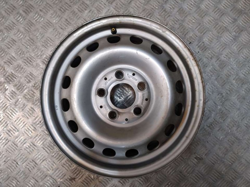 Recambio de llanta para mercedes-benz vito (w638) caja cerrada 108 cdi  (638.094) referencia OEM IAM 55X15 5 TORN ET 60 HIERRO 