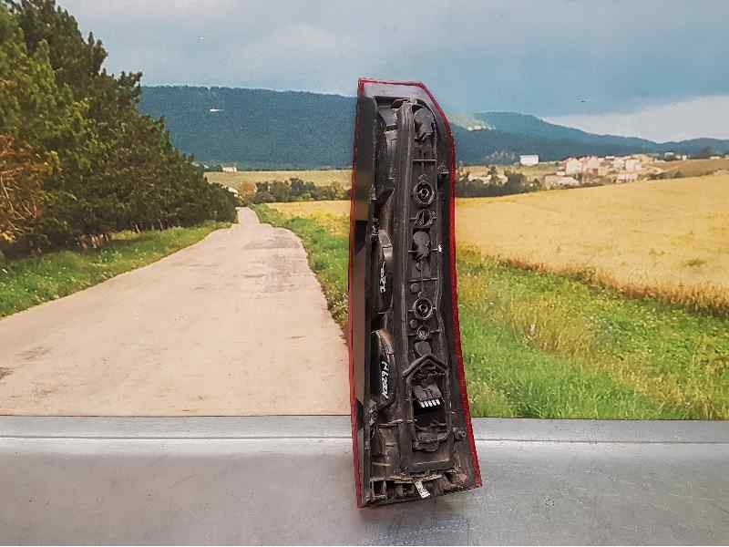 Recambio de piloto trasero izquierdo para opel meriva cosmo referencia OEM IAM 13203393 99398084 VALEO