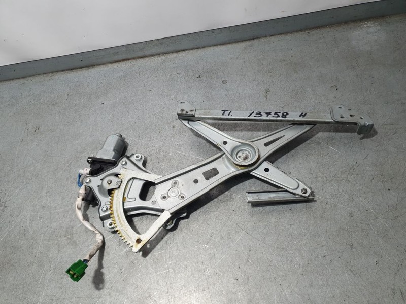 Recambio de elevalunas trasero izquierdo para subaru legacy familiar/outback b13 (bp) 2.5i outback referencia OEM IAM 62222AG011