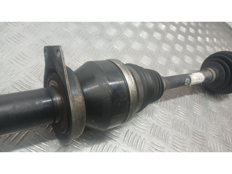 Recambio de transmision delantera derecha para volkswagen transporter t5 autobús (7hb, 7hj, 7eb, 7ej) 2.5 tdi referencia OEM IAM