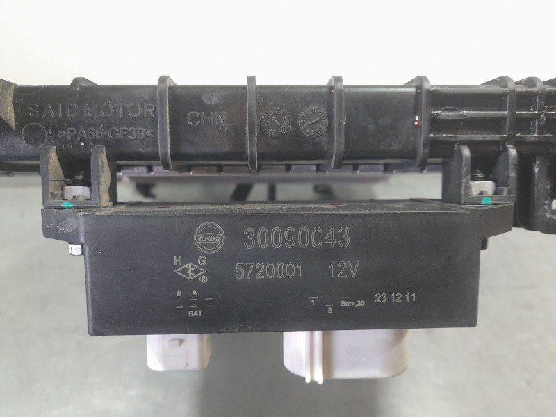 Recambio de radiador agua para mg zs suv (azs1) 1.0 t-gdi referencia OEM IAM 12248492 30090043 SAIC