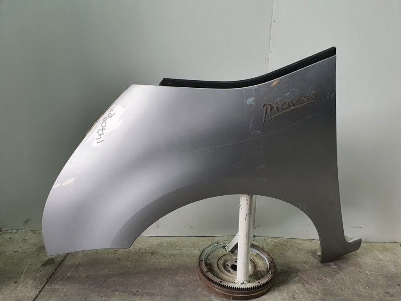 Recambio de aleta delantera izquierda para citroën c4 picasso sx referencia OEM IAM 7840V1  