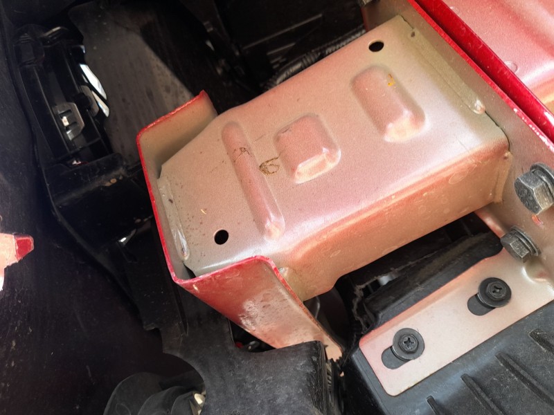 Recambio de refuerzo paragolpes delantero para mg zs suv (azs1) 1.0 t-gdi referencia OEM IAM 10754669  