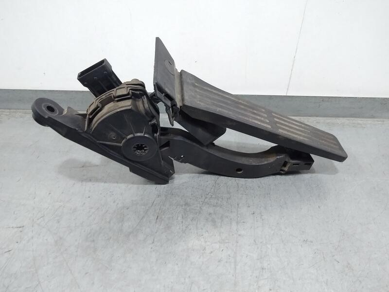 Recambio de potenciometro pedal para kia cee´d business referencia OEM IAM x100327003x100 327003xxx 