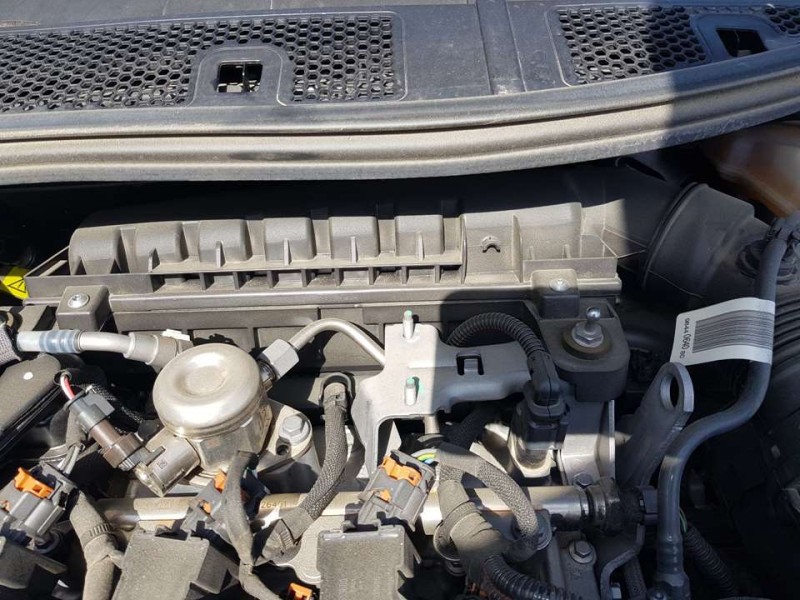 Recambio de carcasa filtro aire para peugeot 208 (p2) allure referencia OEM IAM 9812735680  