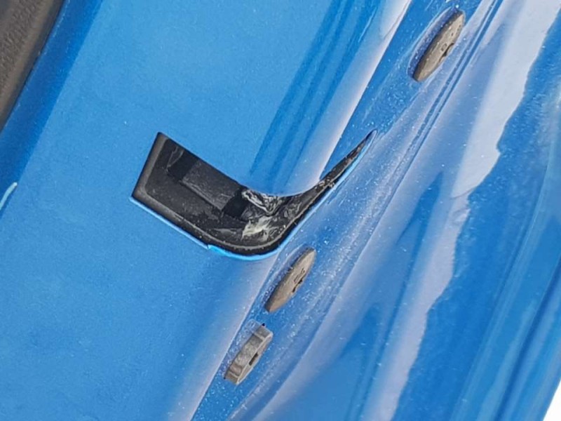 Recambio de cerradura puerta delantera derecha para peugeot 208 (p2) allure referencia OEM IAM 9829284780  