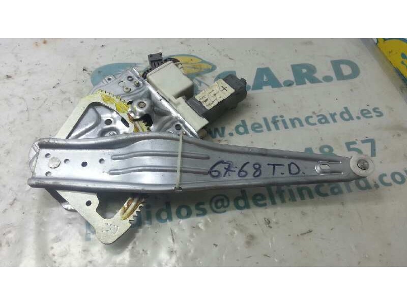 Recambio de elevalunas trasero derecho para toyota avensis wagon (t25) 2.0 sol referencia OEM IAM   