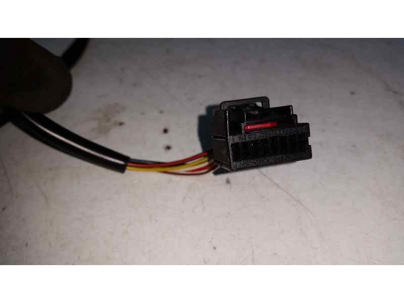 Recambio de retrovisor izquierdo para volkswagen passat berlina (3c2) advance referencia OEM IAM  6 CABLES ELECTRICO