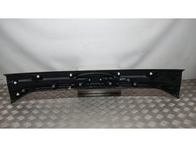 Recambio de piloto trasero central para volkswagen t-cross (c11, d31) 1.0 tsi referencia OEM IAM 2GM827577H ROZADO 