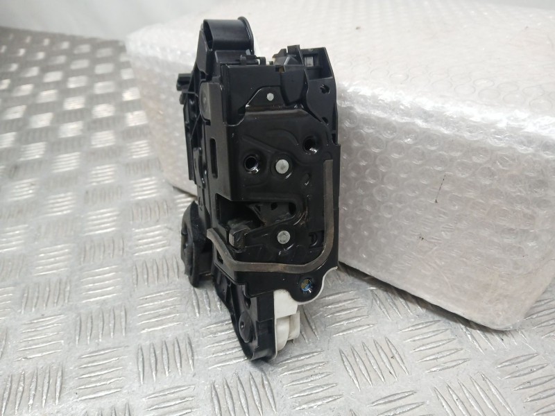 Recambio de cerradura puerta delantera izquierda para seat leon st (5f8) 2.0 tdi referencia OEM IAM 5K1837015E  