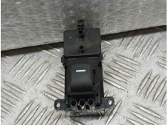 Recambio de mando elevalunas trasero derecho para honda cr-v elegance hybrid 2wd referencia OEM IAM M64613  