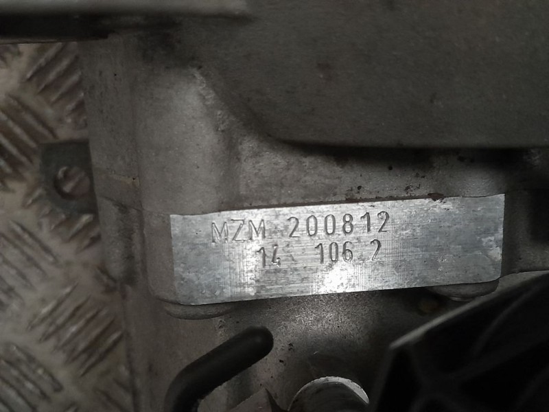 Recambio de caja cambios para audi a1 sportback (8xa) ambition referencia OEM IAM MZM 200812 5VELOCIDADES