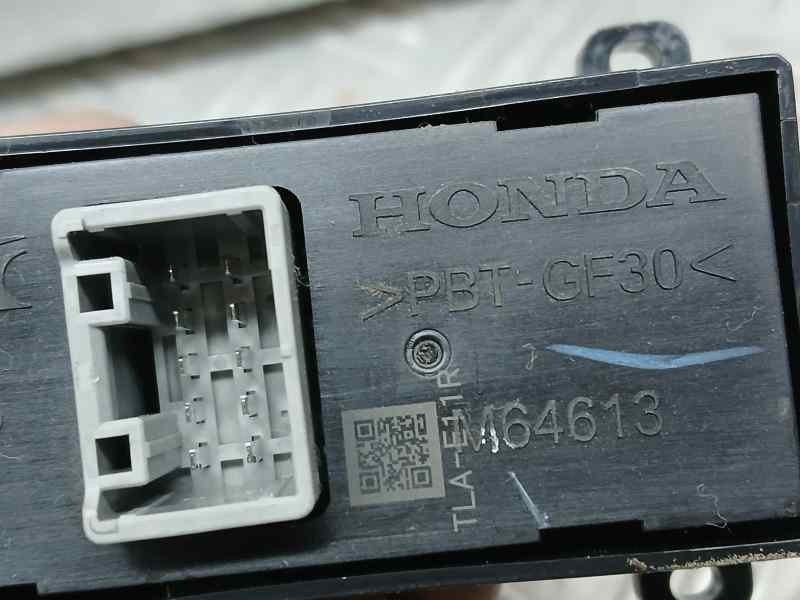 Recambio de mando elevalunas trasero derecho para honda cr-v elegance hybrid 2wd referencia OEM IAM M64613  