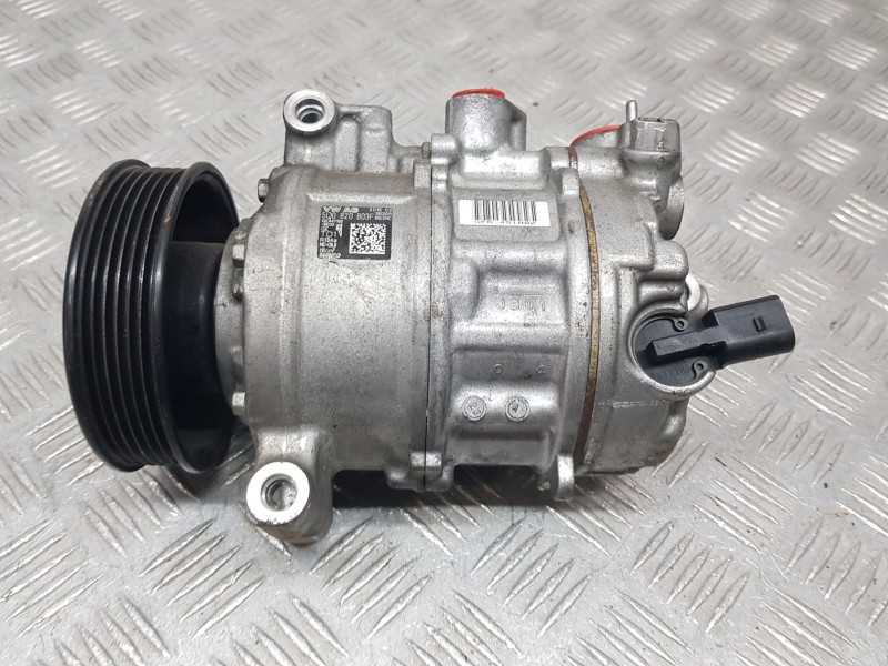 Recambio de compresor aire acondicionado para seat leon st (5f8) 2.0 tdi referencia OEM IAM 5Q0820803F  