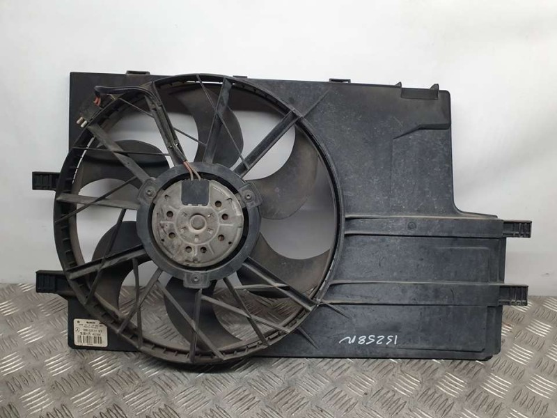 Recambio de electroventilador para mercedes-benz clase a (w168) 160 (168.033) referencia OEM IAM 1685000193 0130303880 BOSCH